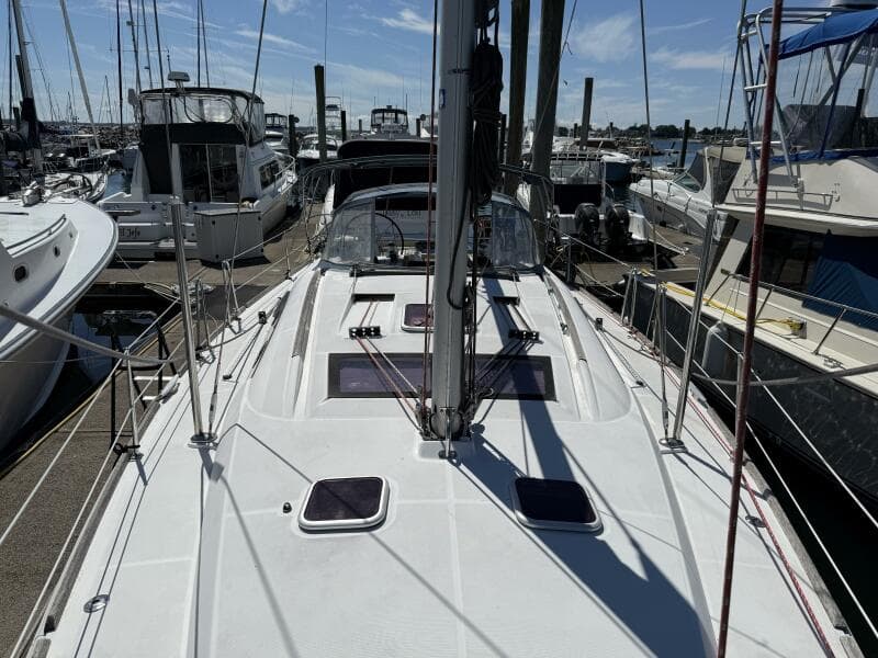 2010 Beneteau Oceanis 43
