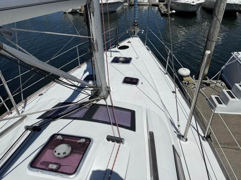 2010 Beneteau Oceanis 43