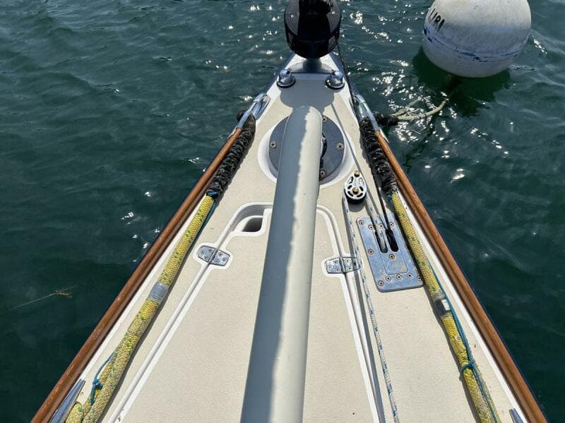 GALLUP, 2011 Alerion 33