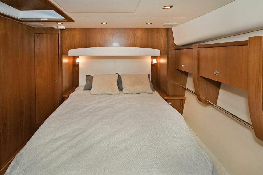 2015 Tiara Yachts 48 Convertible