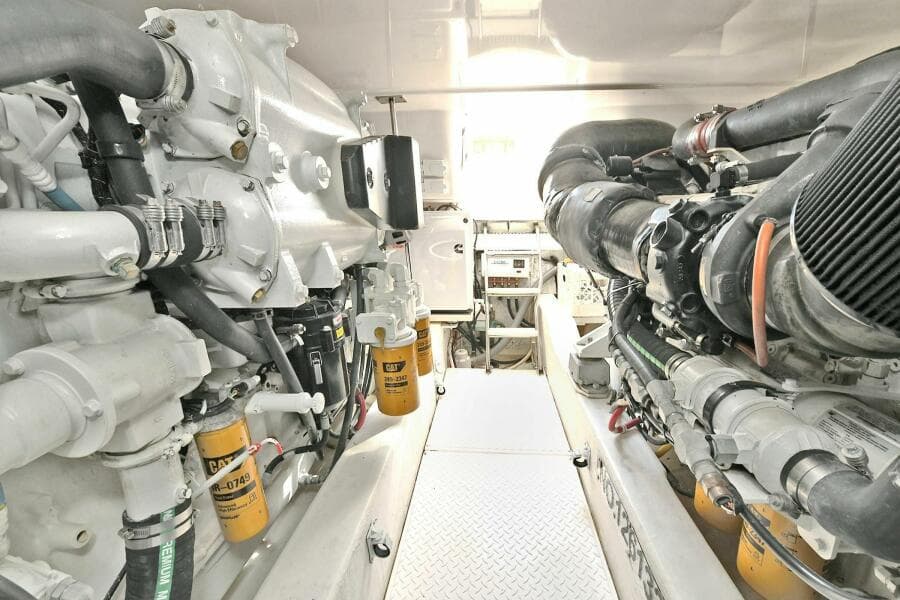 2015 Tiara Yachts 48 Convertible