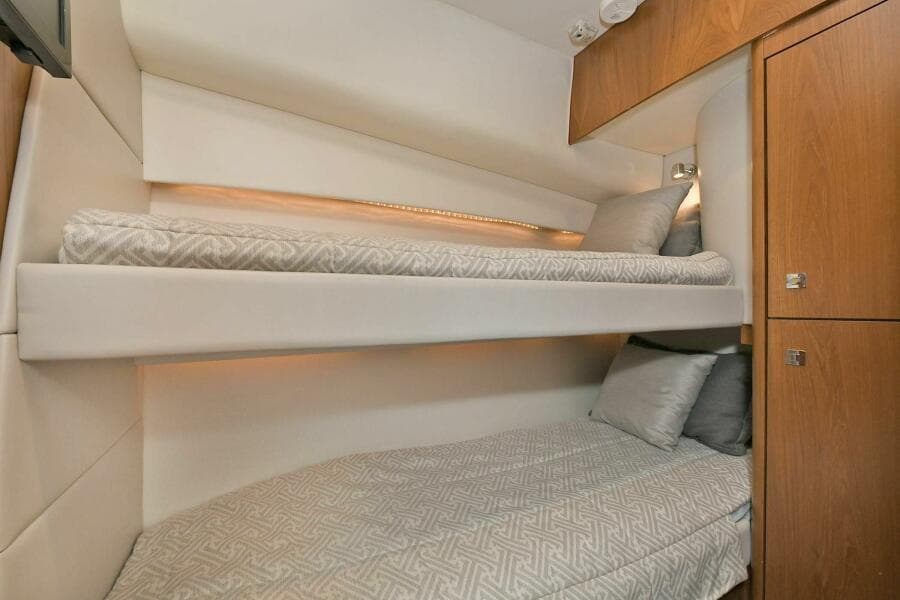 2015 Tiara Yachts 48 Convertible