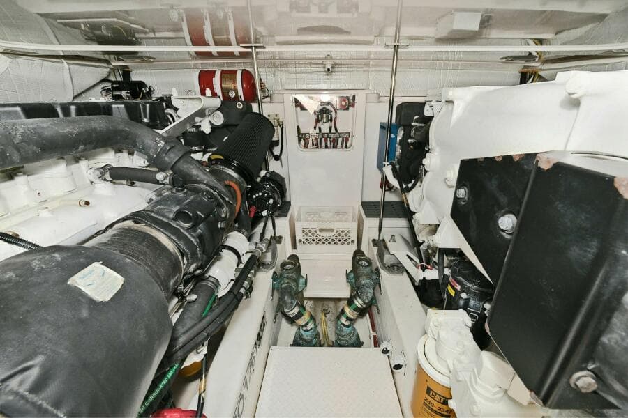 2015 Tiara Yachts 48 Convertible