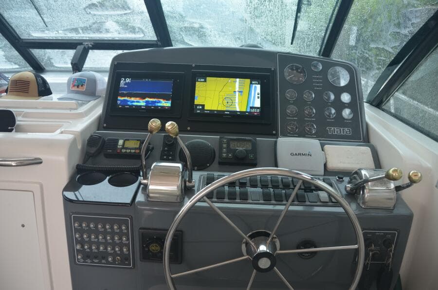 2001 Tiara Yachts 4100 Open Sea Time