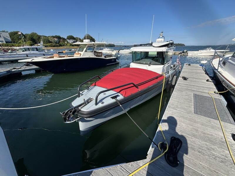 2019 Axopar 28 Cabin