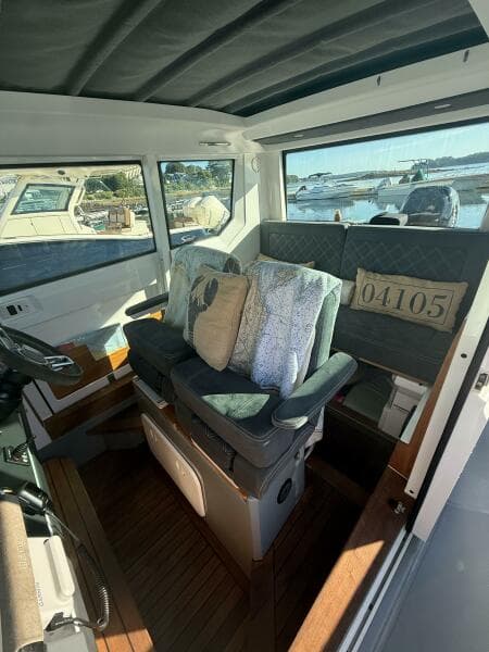 2019 Axopar 28 Cabin