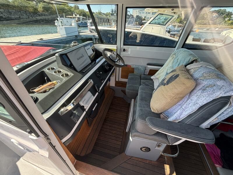 2019 Axopar 28 Cabin