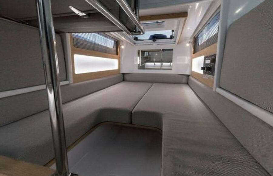 2019 Axopar 28 Cabin