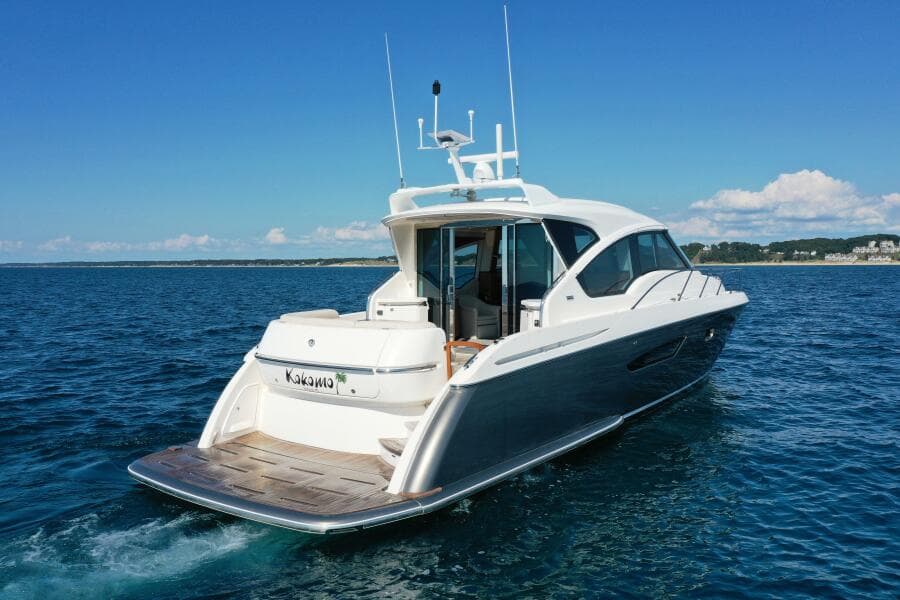 2014 Tiara Yachts 5800 Sovran