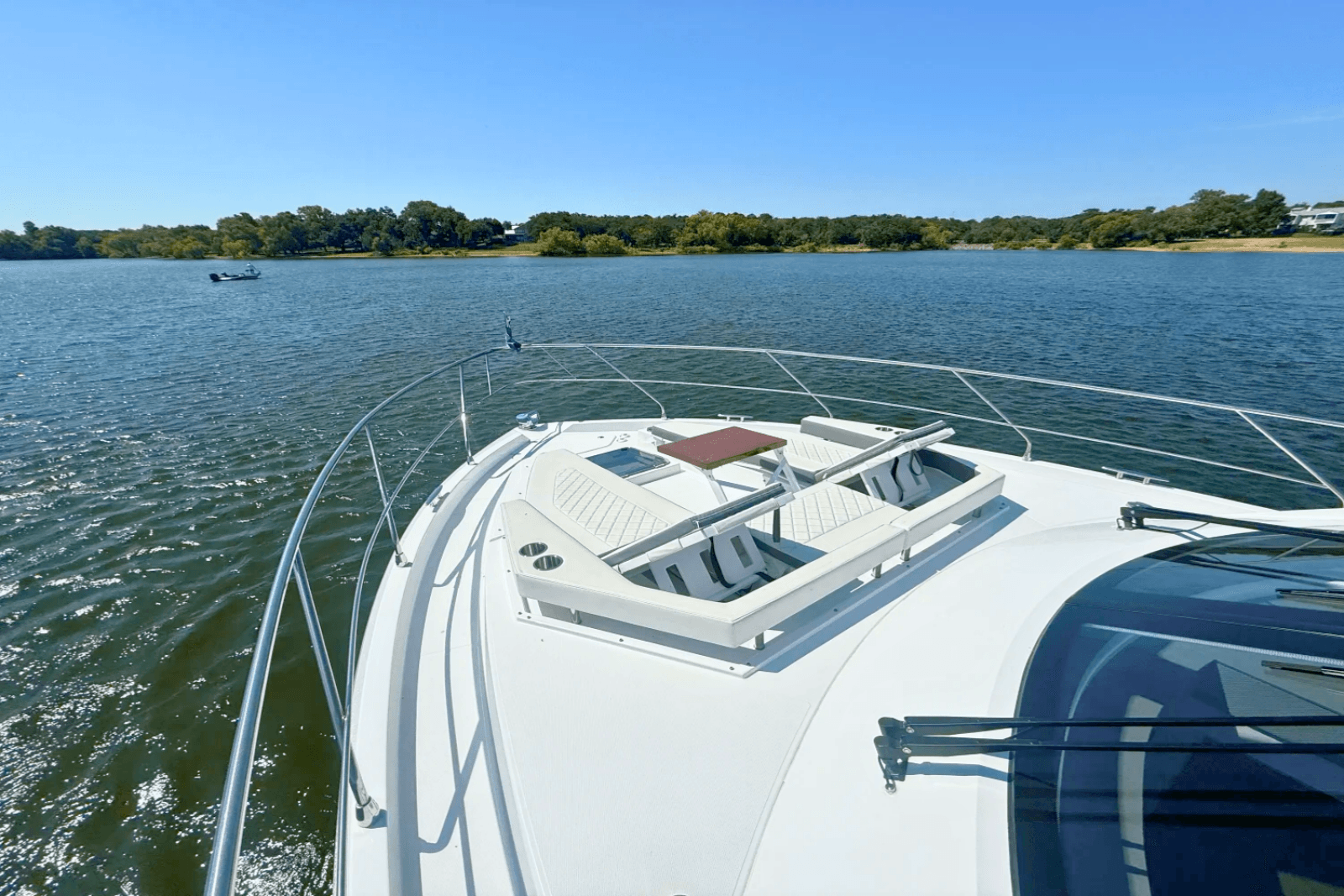 2020 Cruisers Yachts 50 CANTIUS