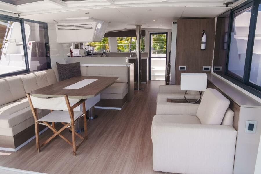 Point Clear Galley  Salon 3