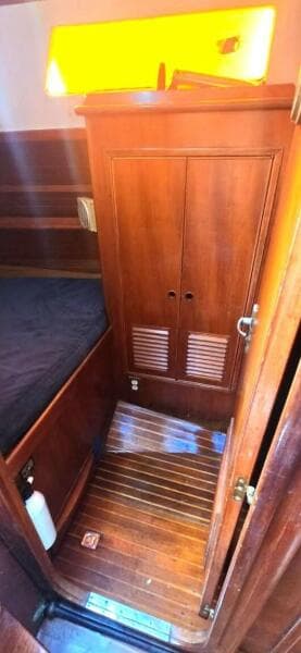 1986 Ta Chiao CT-38 AFT CABIN