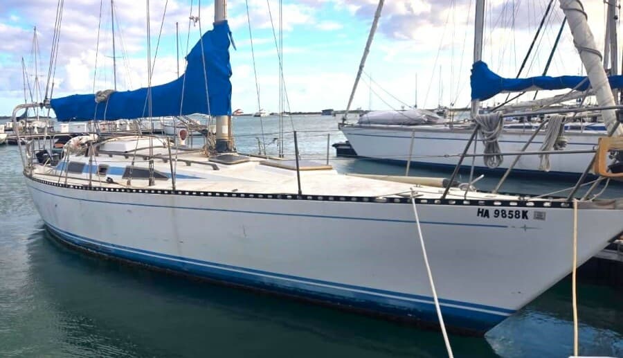 1986 Ta Chiao CT-38 AFT CABIN