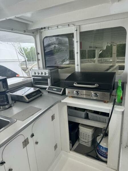 1987 Commercial Monroe