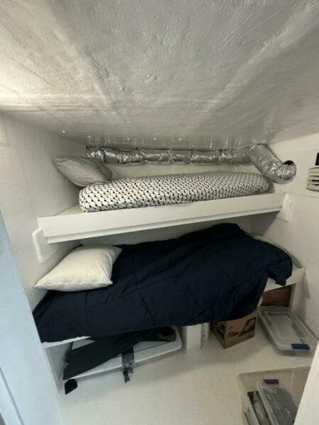 1987 Commercial Monroe