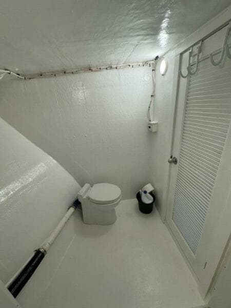 1987 Commercial Monroe