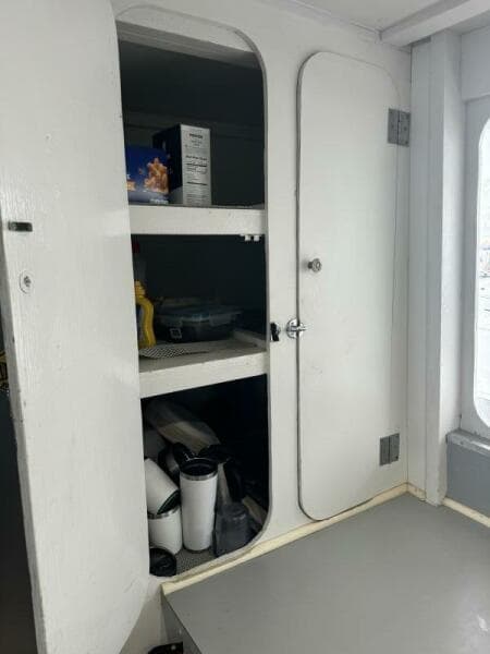 1987 Commercial Monroe