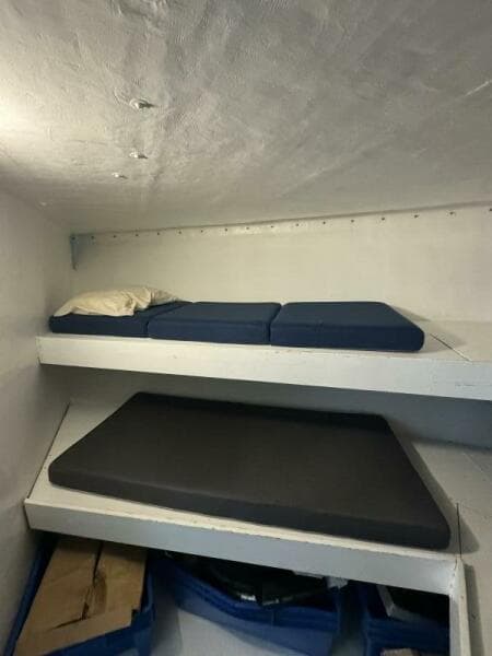 1987 Commercial Monroe