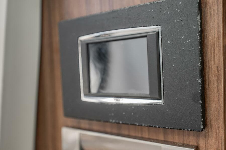 2018 Boston Whaler 380 Outrage