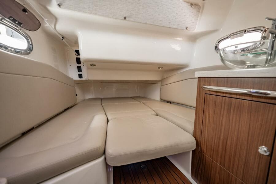 2018 Boston Whaler 380 Outrage