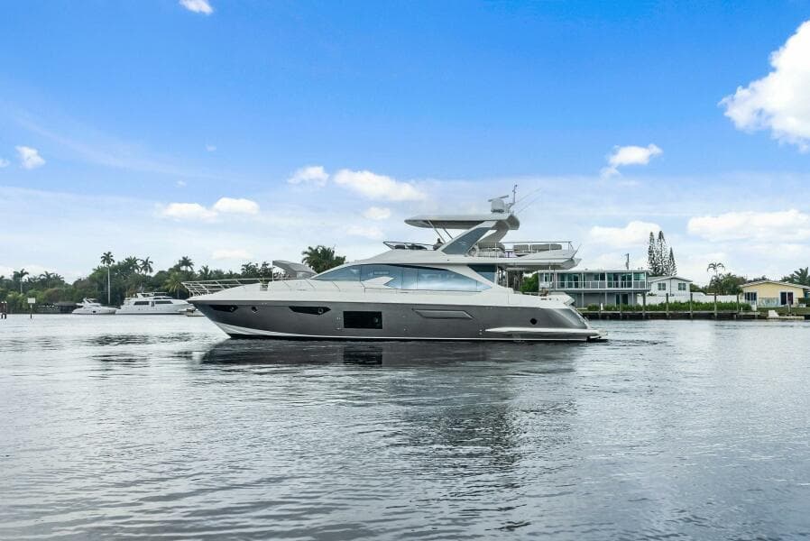 2017 Azimut 72 Flybridge