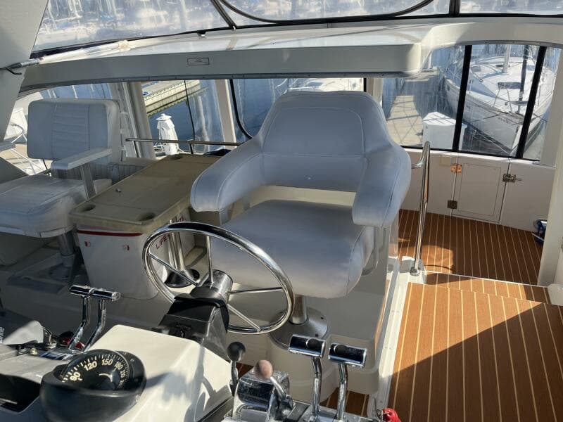 Carver 440 Aft Cabin
