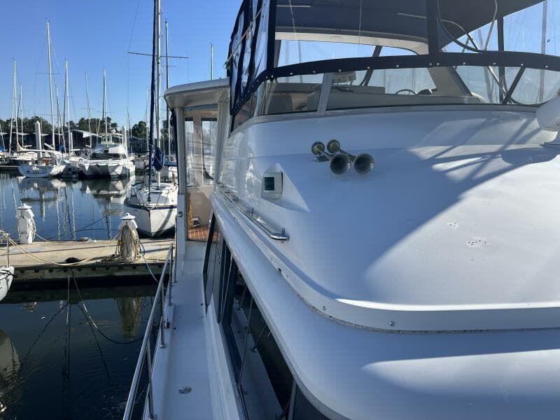 Carver 440 Aft Cabin