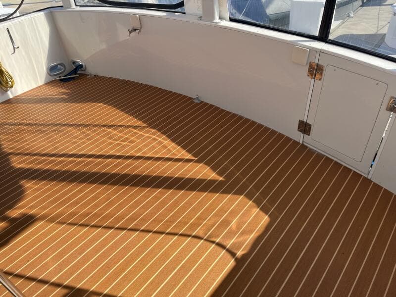 Carver 440 Aft Cabin