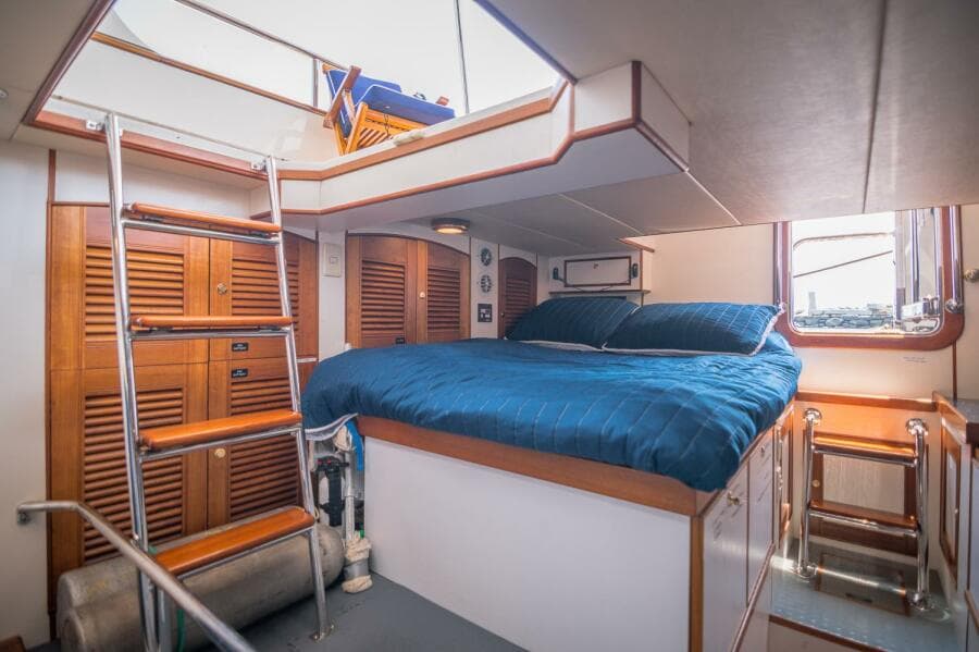 2008 Marlow Explorer 70E