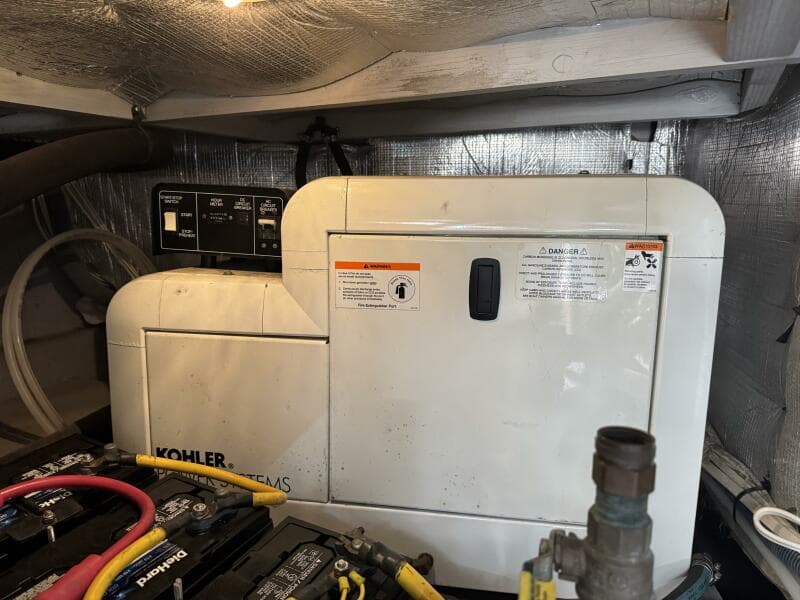 2003 Silverton 42 Convertible