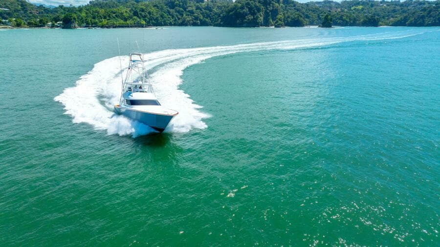 2017 62 Viking Convertible - Offensive