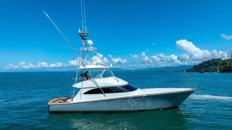 2017 62 Viking Convertible - Offensive