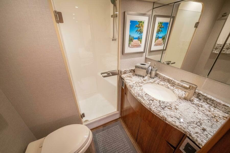 2017 62 Viking Convertible - Offensive