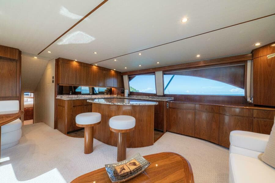 2017 62 Viking Convertible - Offensive