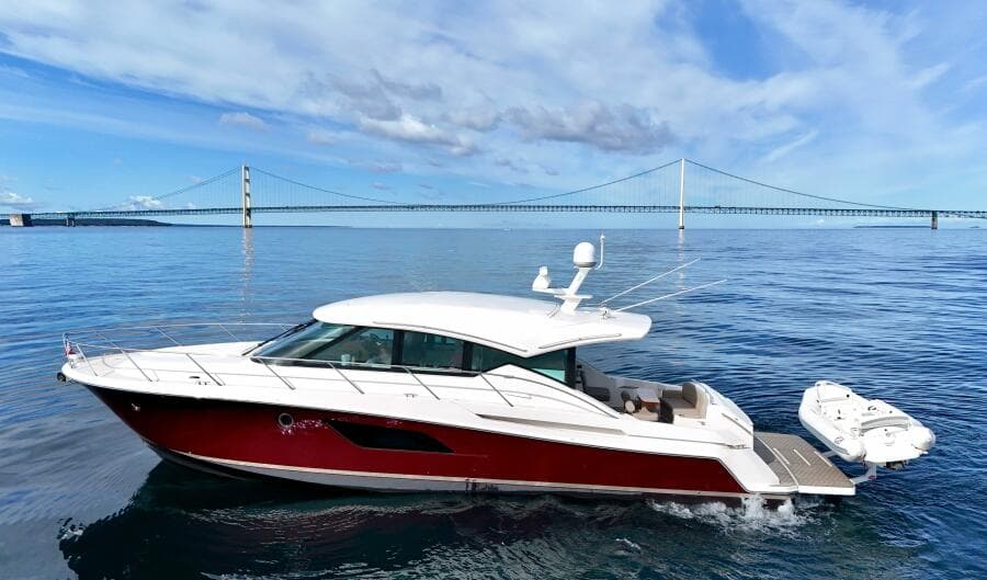 2017 Tiara Yachts 53 Coupe
