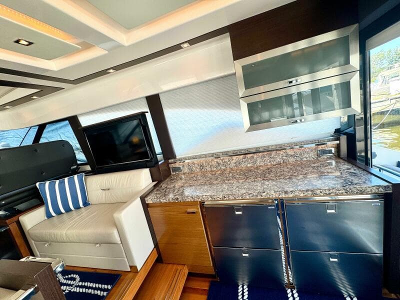 2017 Tiara Yachts 53 Coupe