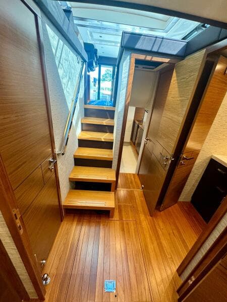 2017 Tiara Yachts 53 Coupe