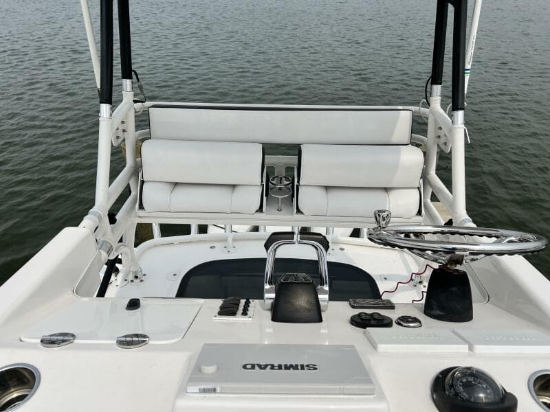 2012 Everglades 350 LX