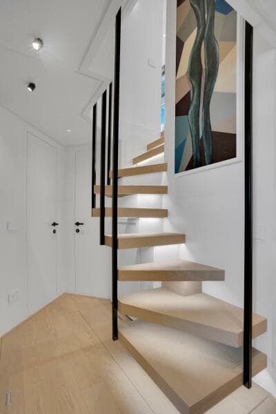 Stairway to Upper Deck