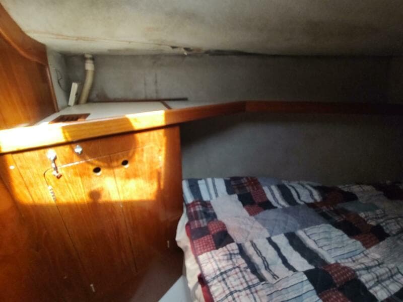 1987 Hunter 37 Legend