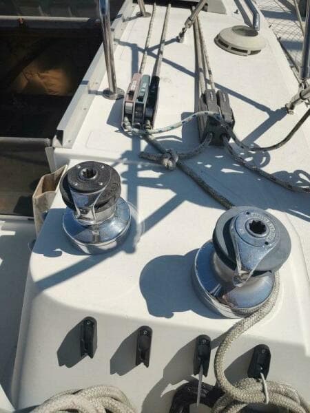 1987 Hunter 37 Legend