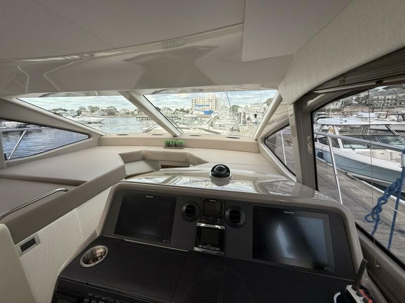 2018 Sea Ray 460 Sundancer