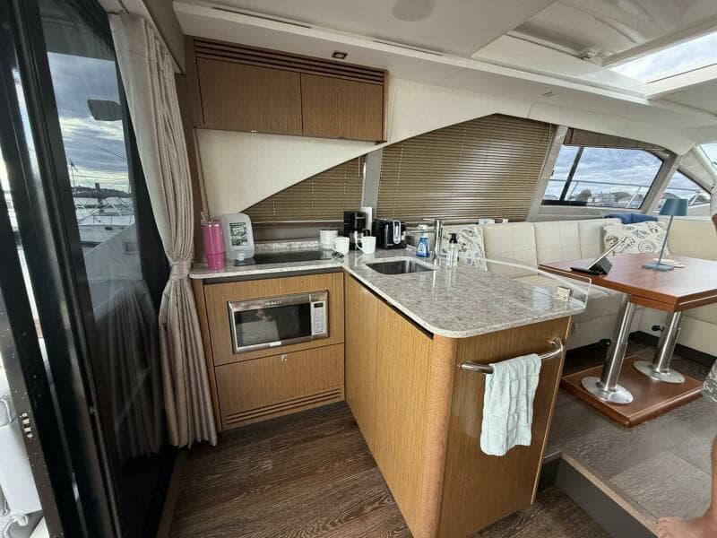 2018 Sea Ray 460 Sundancer