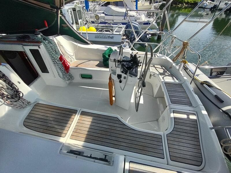 2004 Beneteau 393