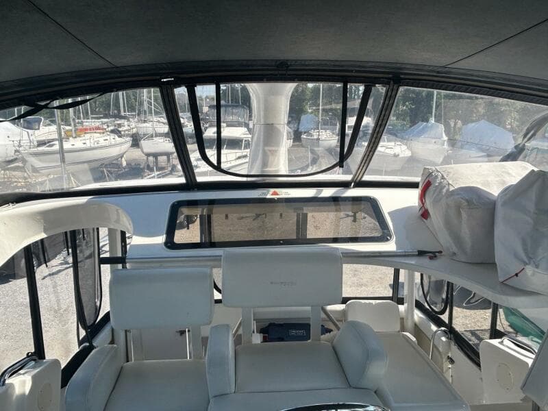 2000 Silverton 352 Motor Yacht