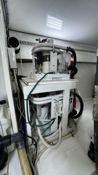 2002 Cavileer 48 Flybridge Sportfisherman