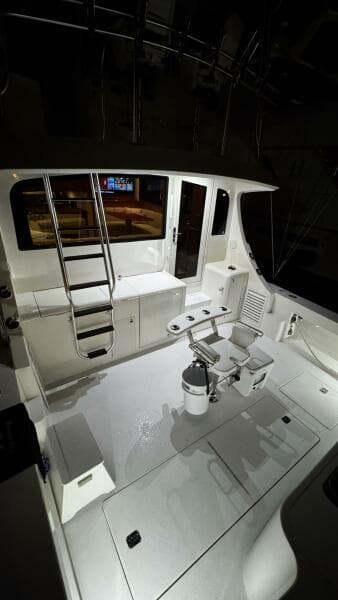 2002 Cavileer 48 Flybridge Sportfisherman