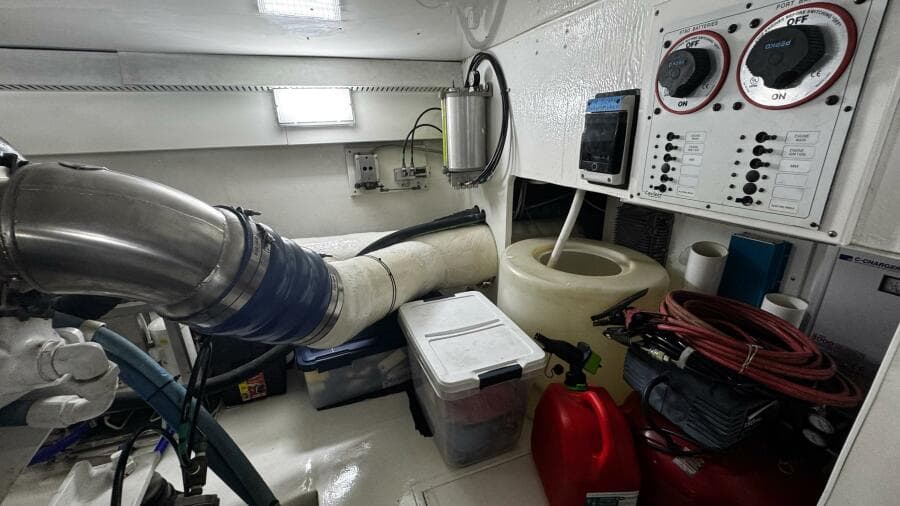 2002 Cavileer 48 Flybridge Sportfisherman