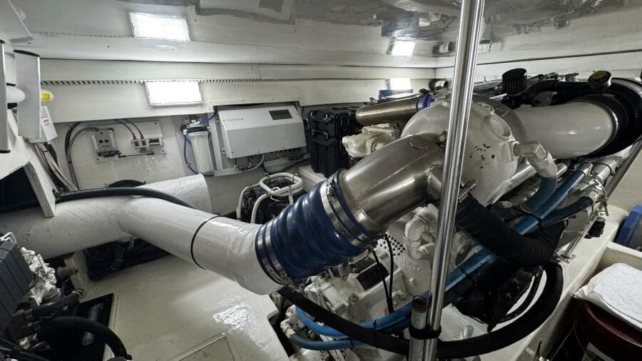 2002 Cavileer 48 Flybridge Sportfisherman