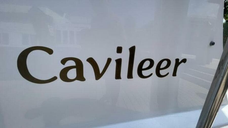 2002 Cavileer 48 Flybridge Sportfisherman